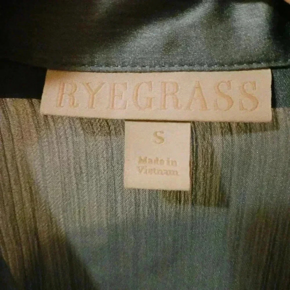 Elegant Green Maxi Dress - Picture 11 of 12